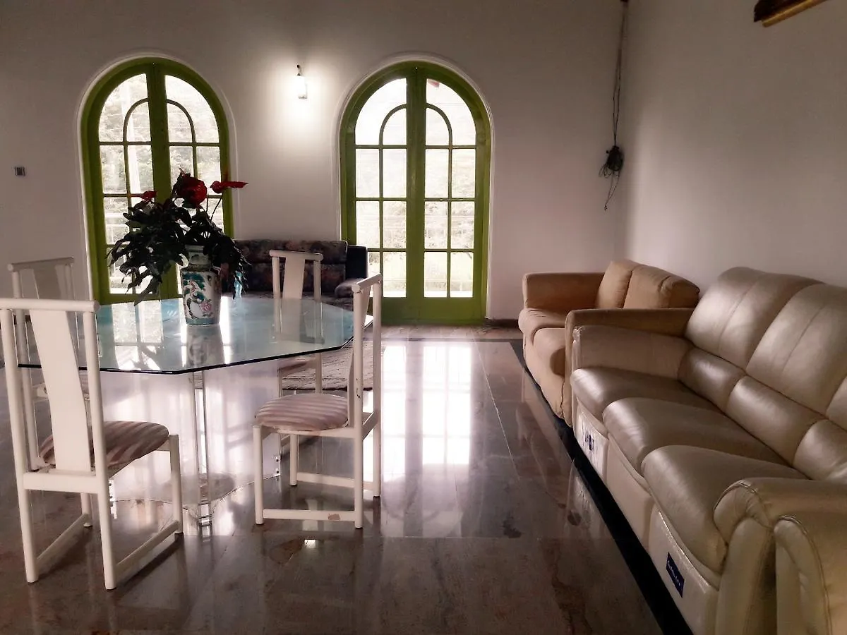 Kandy La Grande Holiday Resort Bed and breakfast